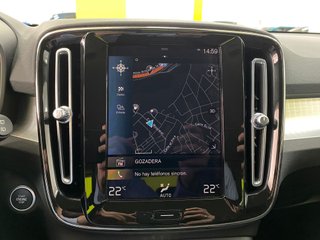 Volvo XC40 Momentum Pro T2 1.5 129CV Auto. EL TOP!