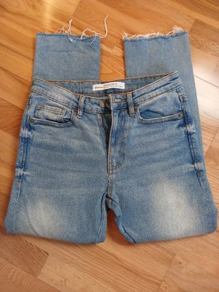 Vaqueros Stradivarius Straight Fit