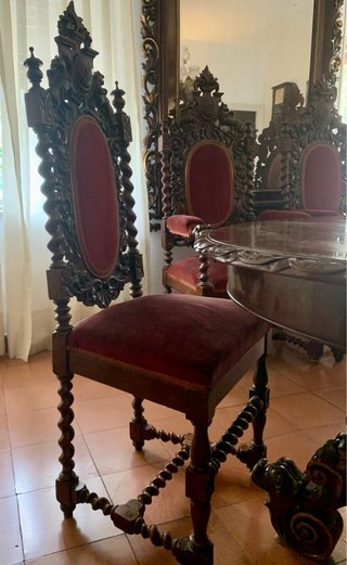 Mesa antigua madera tallada siglo XIX