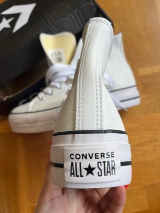 Zapatillas Blancos Nuevos Sin Usar