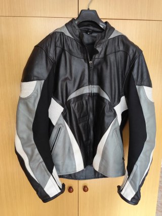 Chaqueta Moto Piel Negra Gris Blanca T.M hombre
