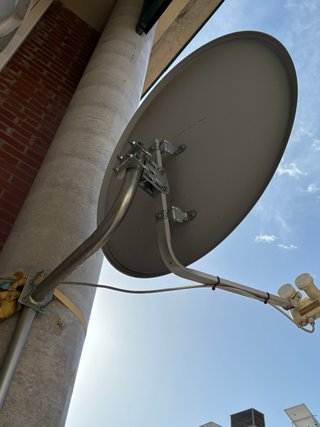 Antena parabólica 60cm con soporte y receptor