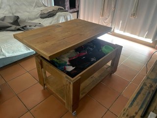 Mesa de centro de madera rústica