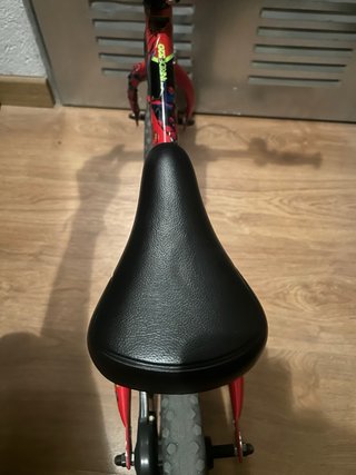 Bicicleta sin pedales Decathlon Roja