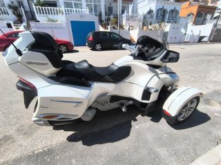 Can-Am Spyder Limited Trike Blanco