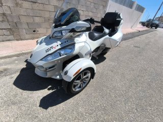Can-Am Spyder Limited Trike Blanco