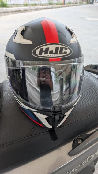 Pack Moto: Casco HJC, Antirrobos, Guantes,Chaqueta