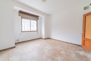 Piso para reformar en Avilés
