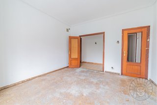 Piso para reformar en Avilés