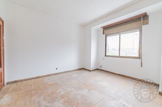 Piso para reformar en Avilés