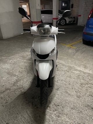 Peugeot Tweet 125cc Blanca