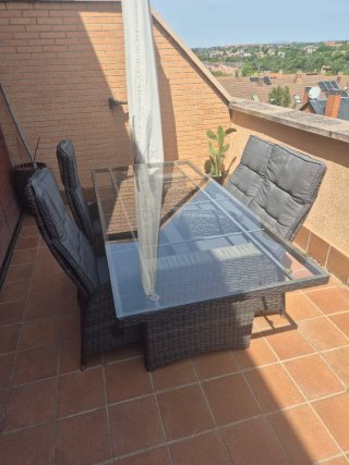 OFERTA Conjunto de terraza, mesa y 4 butacas