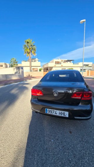 Volkswagen Passat 2011