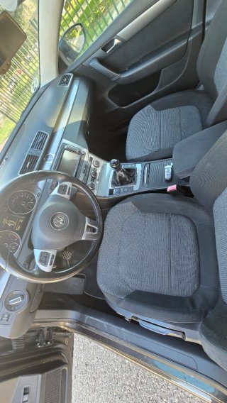 Volkswagen Passat 2011