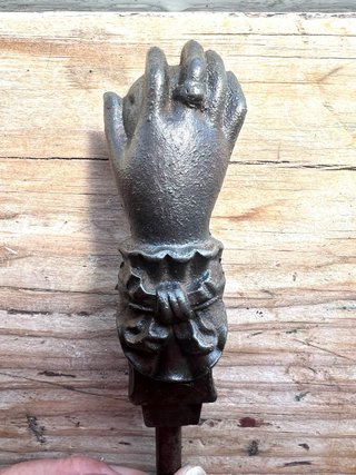 Aldabón antiguo mano de Fátima