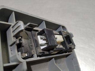 LUZ INTERIOR CITROEN SAXO 9606577277
