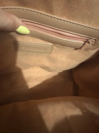 Bolso Steve Madden Marrón con Tachuelas Doradas