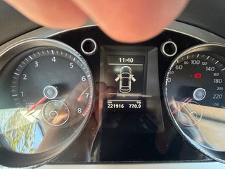 Volkswagen Passat CC 2011