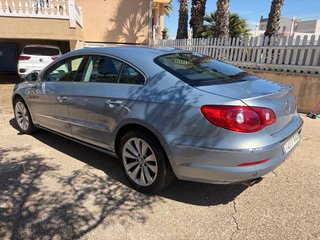 Volkswagen Passat CC 2011