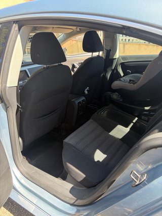 Volkswagen Passat CC 2011