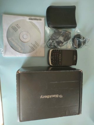 Blackberry 8900