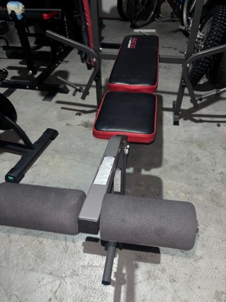 Máquina de gimnasio multifunción