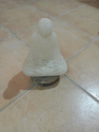 Figura Buda Alabastro Sentado
