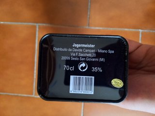 Caja de lata botella Jagermeister edición limitada