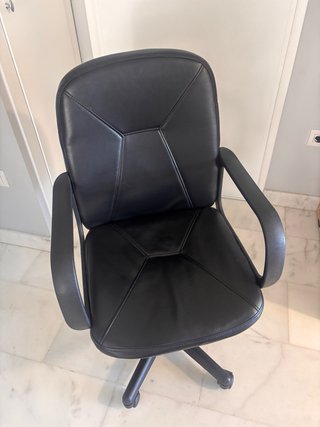 Silla de escritorio negra