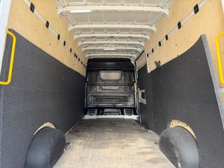 Volkswagen Crafter 35 Furgón BL TA L4H3 2.0 TDI 103kW