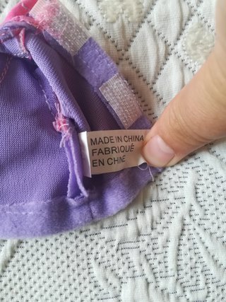 Camisola para boneca roxa e rosa