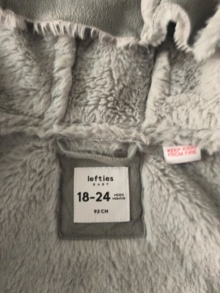 Abrigo niña gris con pelo