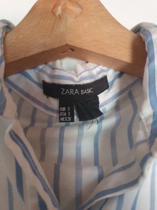 Camisa de rayas de Zara