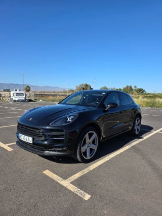 Porsche Macan 2021