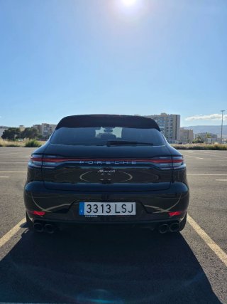 Porsche Macan 2021