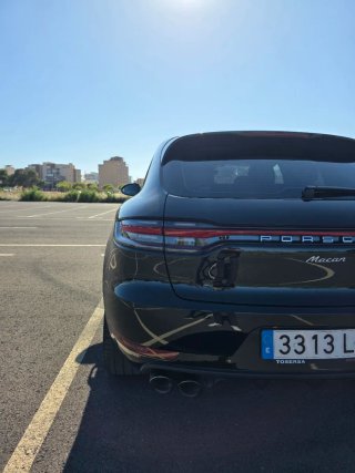 Porsche Macan 2021