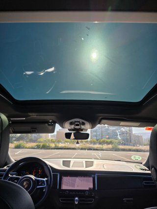 Porsche Macan 2021