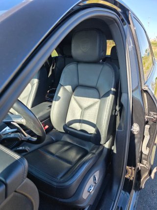Porsche Macan 2021