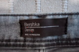 Pantalón vaquero hombre desgastado