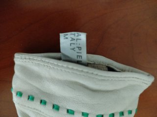 Guantes de señora beige y verde en piel
