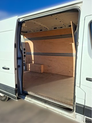 Alquiler furgón Renault Master 2016