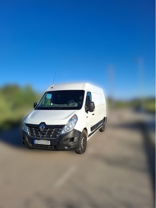 Alquiler furgón Renault Master 2016