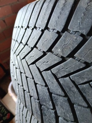 2 Neumáticos Bridgestone All Season