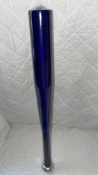 Bate de béisbol azul brillante