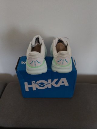 Scarpe donna Hoka Bondi 9 nuove n.40