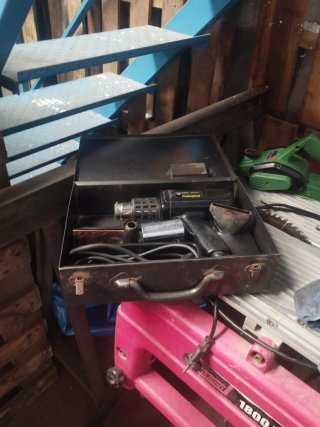 Pistola Decapadora Eléctrica Black & Decker