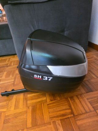 Baúl Shad SH37 Moto con Base