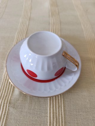 Juego café Sanbo vintage,  lunares rojos