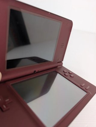 Nintendo DSi XL Bordeaux