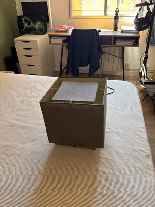 Lámpara de mesa Ikea tela y metal